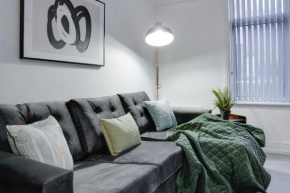 Stylish 2 bedroom flat - 15 minutes to Liverpool City Centre